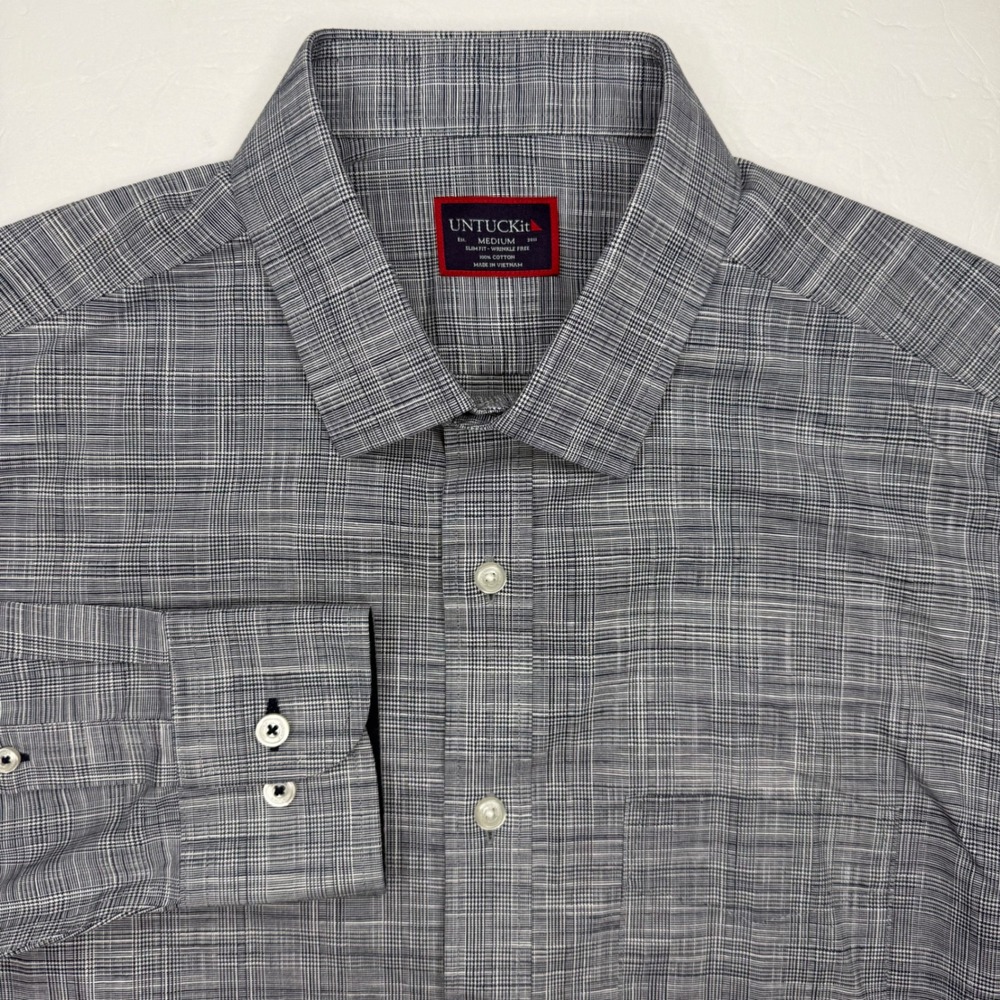 UNTUCKit Button Down Shirt Mens Medium Navy Plaid Avellino WF Slim Fit 40388
